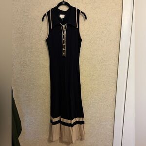 NWT Entro Navy and Cream Maxi Dress